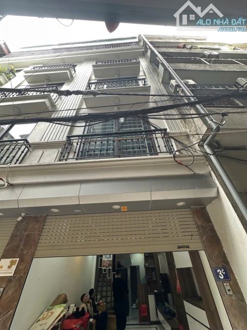 7,65 tỷ cách một nhà ra phố Kim Giang 4p ngủ 5 tầng/ Q Thanh Xuân