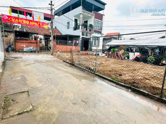 Cần bán 40,5m đất Kim ngưu Tân tiến