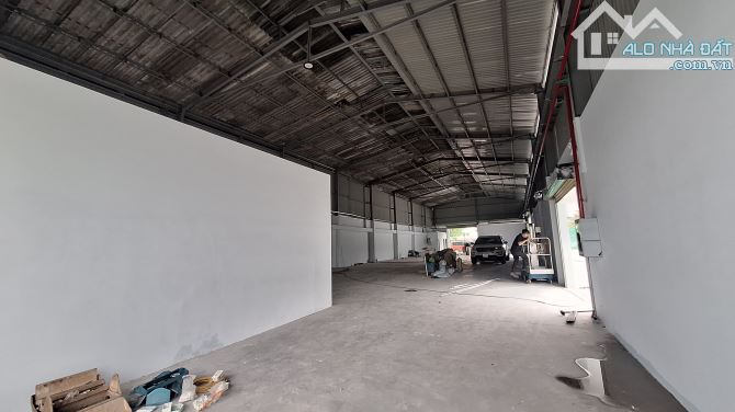 Cho thuê mặt bằng KD 2MT Quốc Lộ 13, P Hiệp Bình Phước, Thủ Đức, 22×50m , giá rẻ 190 trd