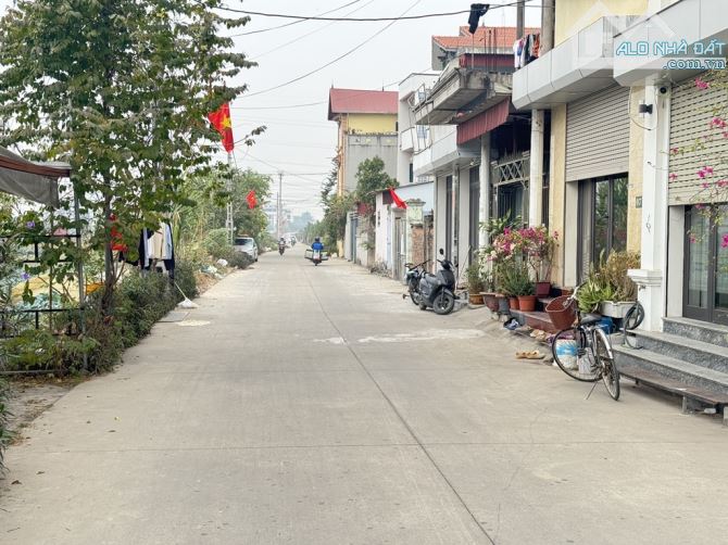 TRUNG OAI NỞ HẬU - OTO 5 CHỖ ĐỖ CỬA - GẦN BÌA LÀNG - CÁCH QL23B, KĐT CỔ DƯƠNG 200M