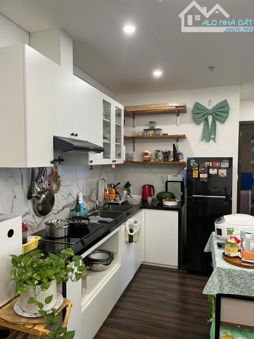Bán căn 2PN full đồ đông nam view Vin Hoàng Huy Grand giá 2.05 tỷ (đã bao gồm 5% bìa)