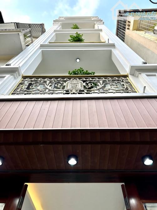 🏡 SIÊU PHẨM MỚI KOONG, THANG MÁY, MẶT PHỐ LÊ QUÝ ĐÔN, Ô TÔ TRÁNH, VÀO NHÀ. 13,5 tỷ
