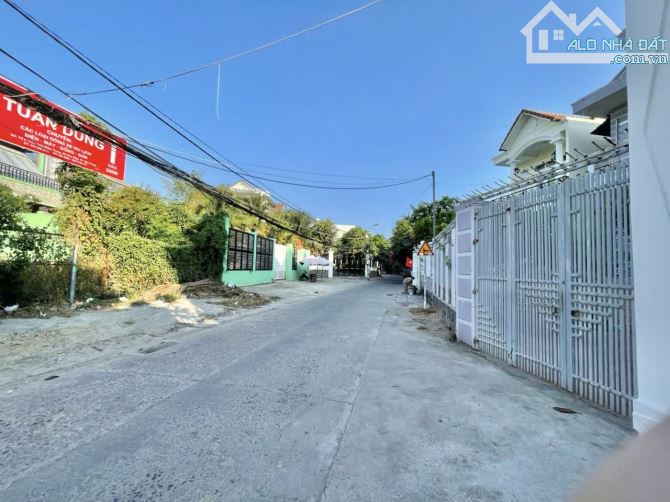 Đất 2 mặt tiền đường Gò Găng sát siêu thị Go, KĐT Vĩnh Điềm Trung giá đầu tư