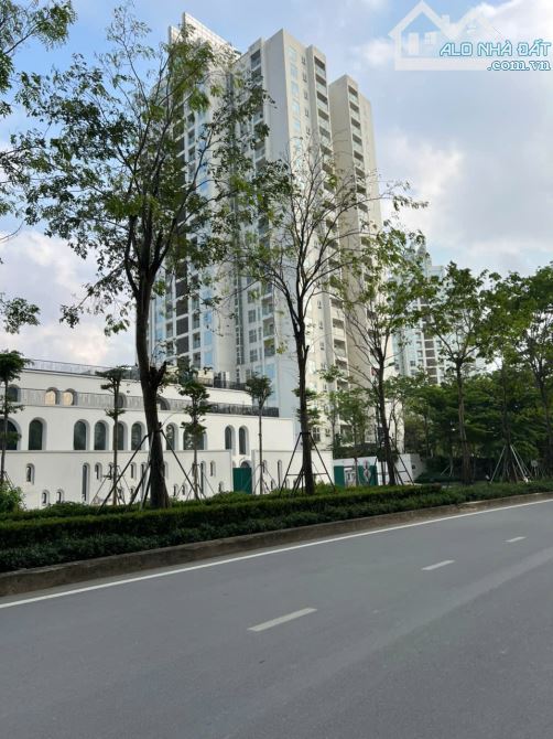 ĐÔNG NGẠC – BẮC TỪ LIÊM- LÔ GÓC – MẶT NGÕ- HÀNG XÓM CIPUTRA.