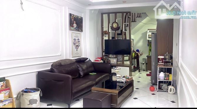 BÁN NHÀ MỚI PHỐ TRƯƠNG ĐỊNH – 5 TẦNG – 35M² – GIÁ NHỈNH 6 TỶ