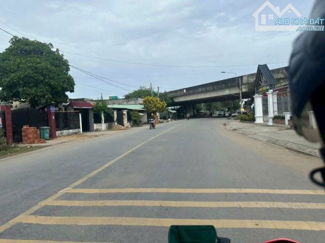2100m2 Thạnh Đức Bến Lức đường thông xe tải SHR