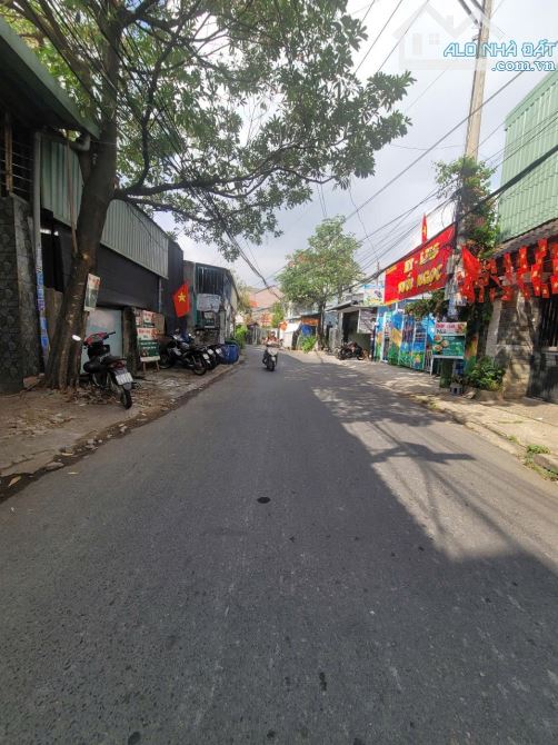 nhà 4ty2 TL MT Kinh Doanh gần sân vận động Dĩ An 200m, p.Đông Hòa, Tp.Dĩ An