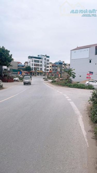 nhỉnh 4 tỷ nhà 50m 4 tầng khu vực Liên Ninh - Thanh trì