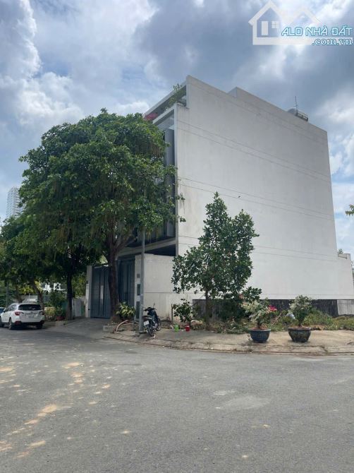 BIỆT THỰ GÓC 2 MẶT TIỀN KHU COMPOUND – BÌNH THẠNH