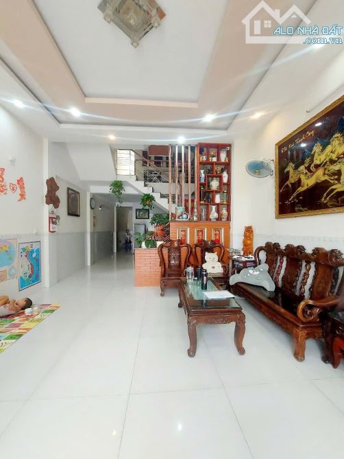 Bán nhà khu Nam Việt Á - mặt tiền đường Đoàn Khuê - gần Sông thoáng mát - Giá 8,x tỷ