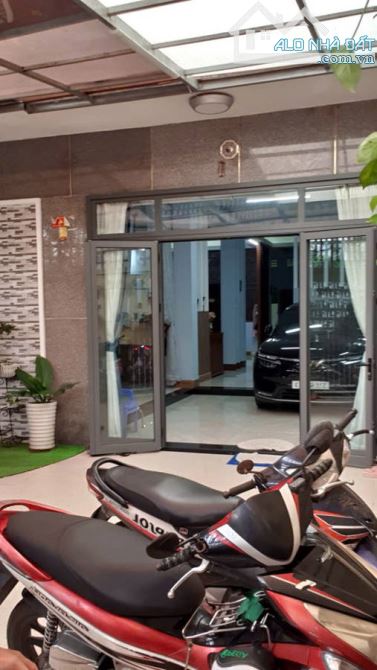 "BẠN SẼ TIẾC NUỐI NẾU BỎ QUA" MẶT TIỀN VIP Q8 - ĐIỀU BẤT NGỜ ĐẰNG SAU CÁNH CỬA!