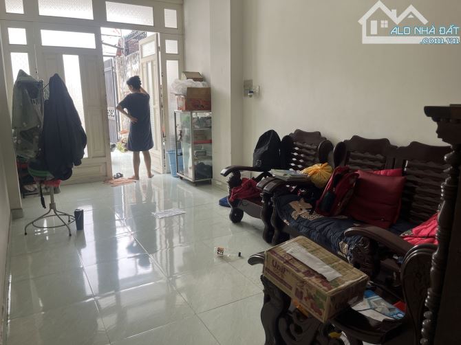 BÁN NHÀ MẶT TIỀN TÂN THỚI HIỆP 21 100M2 3 TẦNG CHỈ HƠN 6 TỶ RẺ QUÁ CÔ  BẮC ƠI