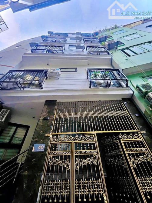Bán nhà Phố Thái Hà. Diện tích 80m. 9 Tầng. Mặt tiền 8m. Giá 3x tỷ
