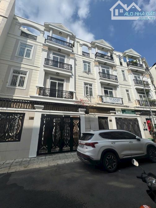 VỠ KẾ HOẠCH – Bán Gấp Nhà 4 Tầng Thủ Đức, Gần Đặng Văn Bi – Giá Chỉ Hơn 7 Tỷ!
