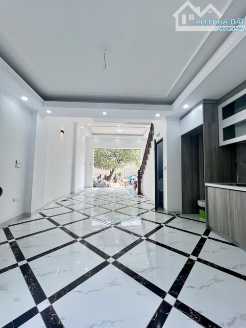 BÁN NHÀ VĨNH HƯNG ,LĨNH NAM, HOÀNG MAI 47M2 X3T GIÁ 4.8 TỶ
