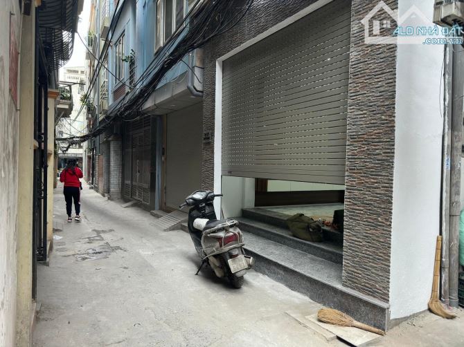 Bán nhà Ngõ Quỳnh 38m2, 4T, mt 3.8m mặt ngõ thông, dân xây, sổ đỏ đẹp. Giá 8.5 tỷ có TL