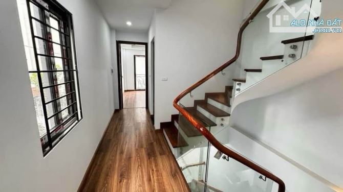Chính chủ cần sang tên lô 50m. Miêu Nha, Nam Từ Liêm, Hà Nội. Tháng 4 này.