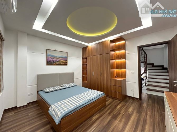 BÁN NHÀ KIM MÃ THƯỢNG, 36M2, 5T, Hơn 7 TỶ. NHÀ ĐẸP - THOÁNG SÁNG