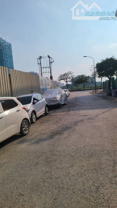 Phúc Lợi 60m,2 tầng,mtiền 6.5m,lô góc,ôtô đỗ cửa,nhỉnh 5 tỷ