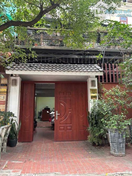 BÁN BIỆT THỰ LIỀN KỀ PHÙNG KHOANG - MẶT TRỤC CHÍNH KINH DOANH, DT: 150M2, GIÁ 33,9 TỶ