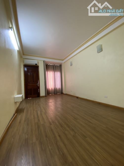 BÁN NHÀ SIÊU HIẾM PHÚ DIỄN – 42M² x 5 TẦNG – Ô TÔ ĐỖ CỬA – GIÁ 7.8 TỶ