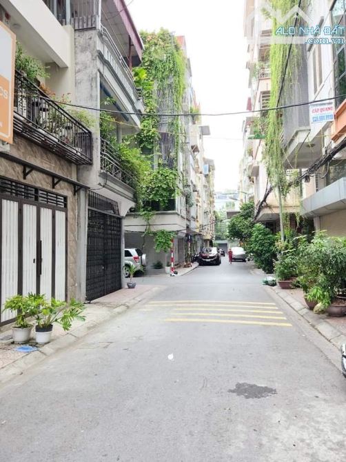 PHÂN LÔ ĐẸP NHẤT 105 XUÂN LA 2 THOÁNG OTO TRÁNH VỈA HÈ NGÕ THÔNG 45m MT 4.2m 16.5 Tỷ