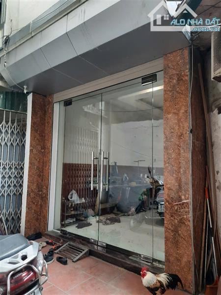 NHÀ ĐẸP 3 THOÁNG, 3 TẦNG 4 PHÒNG NGỦ, CHƯA ĐẾN 100TR/M2, TRUNG TÂM VĨNH HƯNG, HOÀNG MAI