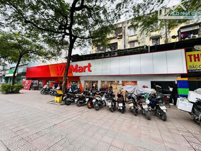 Cho thuê nhà tầng1  120m2 ,cửa hàng, văn phòng ,ở , giá 10t , Phố Vĩnh Phúc