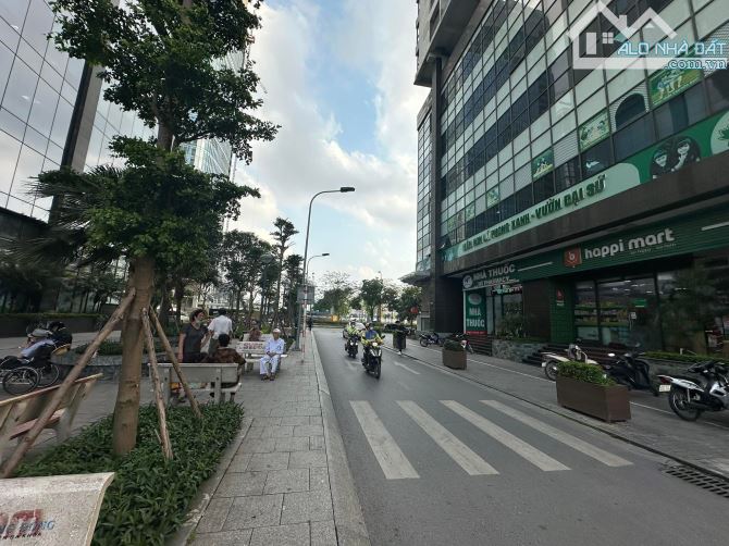 Bán Chung Cư Cao Cấp Ngoại Giao Đoàn - Tây Hồ - Lô Góc - 4 Ngủ - 140M Tầng 10 Nhỉnh 11 Tỷ