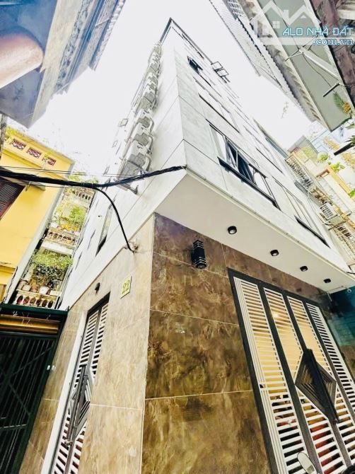 Siêu sao Cầu Giấy, lô góc, 30m ra xe cứu hỏa, 16 phòng cho thuê, hàng tuyển chọn, 16,7 tỷ