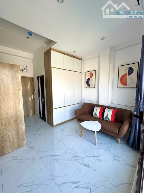 Cho Thuê CCMN 241 Ngõ Chợ Khâm Thiên  30m2 Studio Gác Xép Ban Công Giặt Riêng Thang Máy