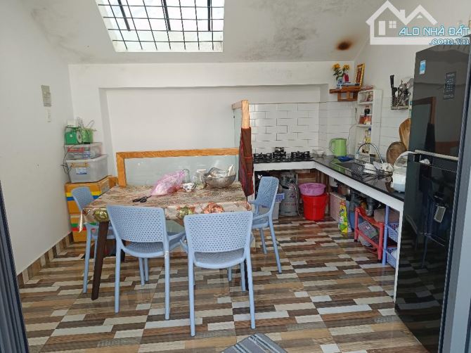 CÁCH MẶT TIỀN 30M - 4 TẦNG ĐỀ THÁM CÔ GIANG QUẬN 1 DT: 3.8*8M- 7 TỶ 7 - 10