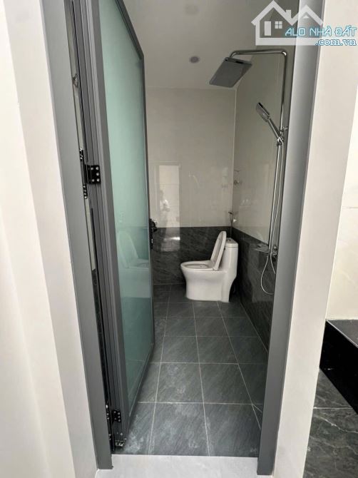 BÁN NHÀ HẺM GIẢI PHÓNG P. TÂN THÀNH GẦN CHỢ MAI HẮC ĐẾ - Loctran - 10