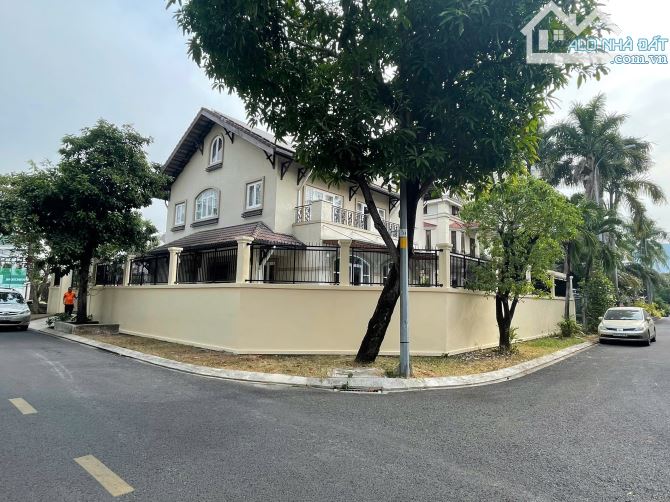 Biệt thự góc 2 mặt tiền KHU COMPOUND THẢO ĐIỀN 1 – 458m² – hồ bơi – sân vườn – giảm 10 TỶ - 10