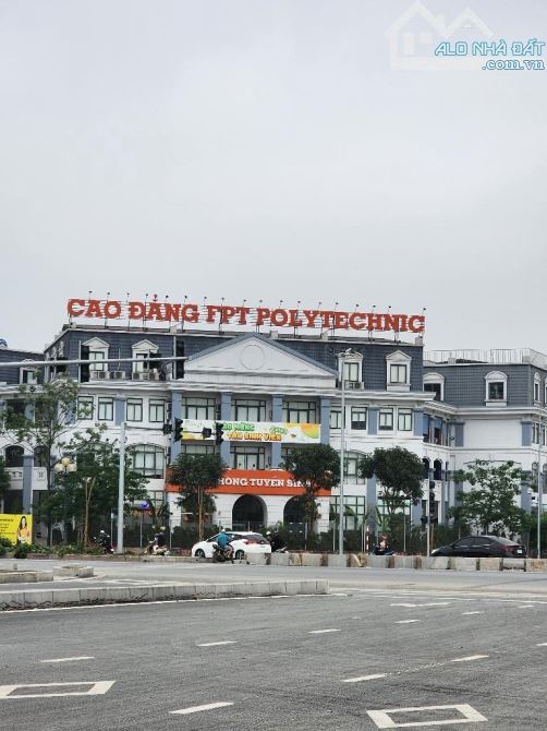 Biệt Thự Cổ 3 Tầng Lô Góc Mặt Phố Văn Tiến Dũng Diện Tích 354m2 Mặt Tiền 15m Giá 90 Tỷ - 4