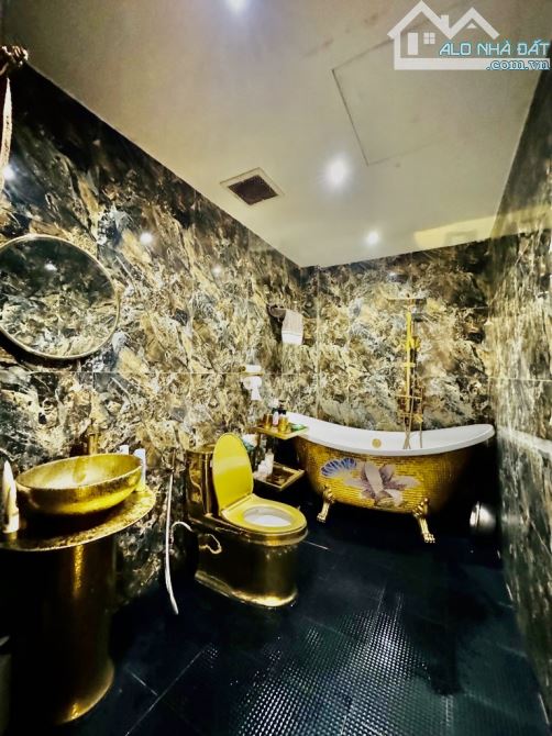 Bán nhà đẹp Ba Đình, khu quân đội, nhà người nổi tiếng, nội thất sang chảnh. - 11
