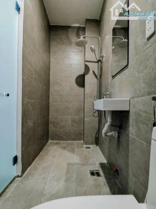 PHÒNG 38m2 CỬA SỔ TRỜI - XA BẾP- BÌNH THẠNH GẦN QUẬN 1, QUẬN 3, QUẬN 2 - 11
