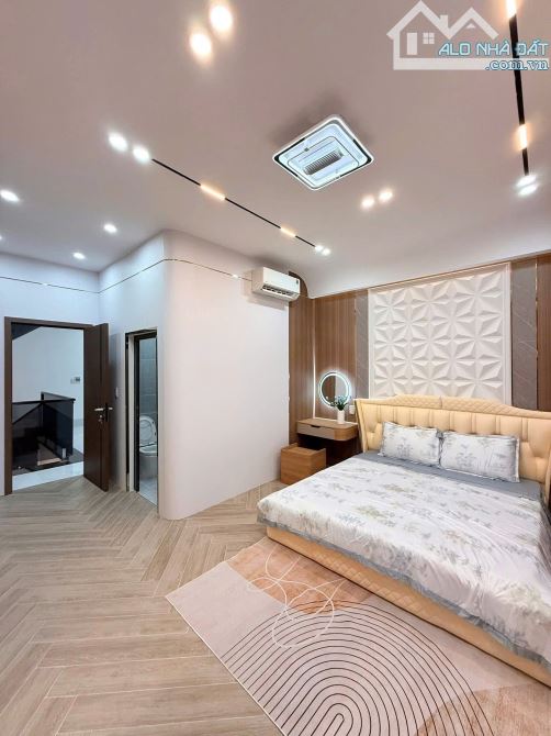 2,85 TỈ, NHÀ MỚI 100%,NHÀ RỘNG 5X30M 1TRỆT 2LẦU, ĐƯỜNG RỘNG 7m SỔ HỒNG RIÊNG,THỦ DẦU MỘT - 11