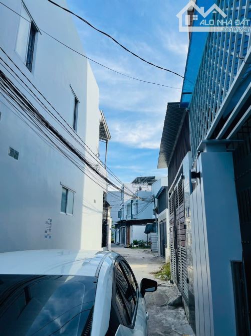 Bán nhà 3 tầng hẻm CF Ngọc Bích Cầu Dứa Phú Nông đường ô tô giá 3tỷ250 lh 0799hai99hai19 - 11