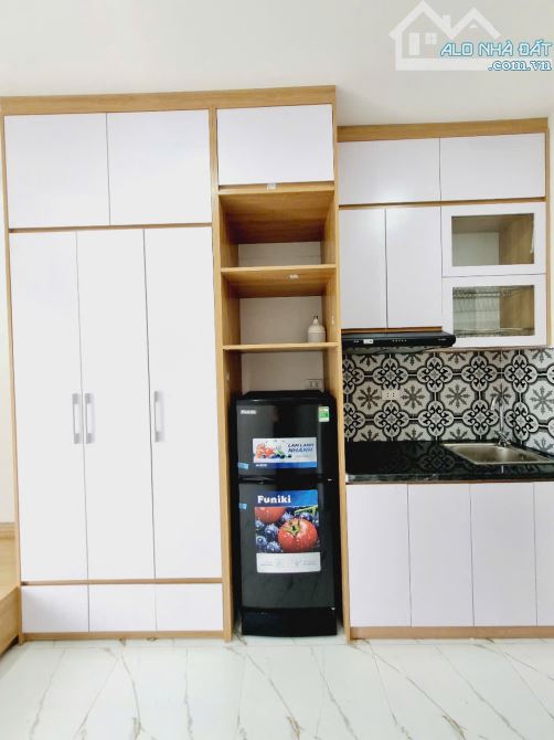 Bán Nhà Dòng Tiền Ngõ Hoàng Văn Thái 6 Tầng 18 Phòng Khép Kín Mặt Tiền 5,2M - 11