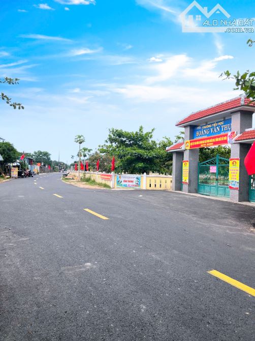 💥💥Sốc 1 lô 115m2 giá đáy duy nhất Nam Hòa Tiến - 685tr - Đường nhựa thông 7m - 2
