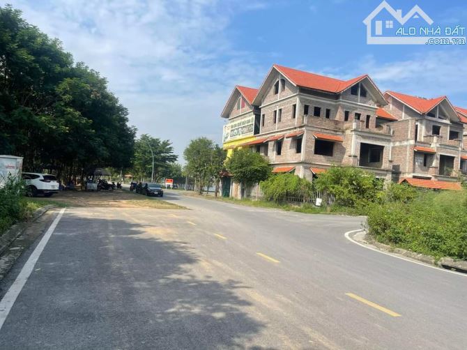 Chủ cân bán mấy lô lk kđt Đại Dương mặt Đại Tráng nhìn vh .dãy Mạc Dĩnh Ch Nguyễn Đăng Đạo - 1