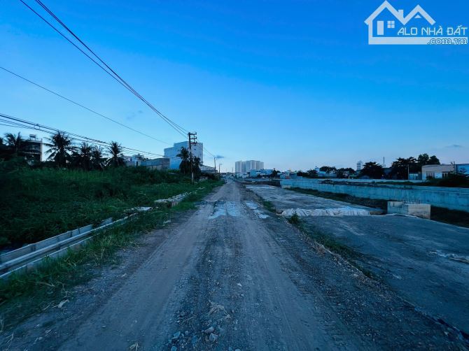 Đất Đầu Tư Mặt Tiền Đường 20m Kênh Tham Lương 80m2 Giá Tốt 5,7 Tỷ SHR - 6