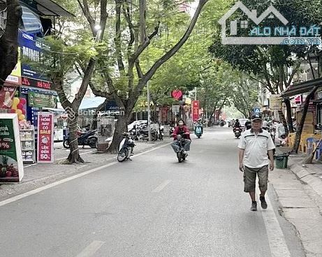 Bán nhà phân lô Nghĩa Tân, vỉa hè, ôtô tránh, kinh doanh đa dạng, 56m2 dân xây. Hơn 18 tỷ - 1