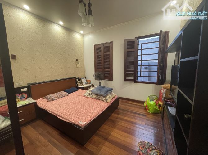 BÁN GẤP BT VĂN QUÁN 240M2 4 TẦNG LÔ GÓC-SÁT HỒ VĂN QUÁN CHỈ 55 TỶ - 1