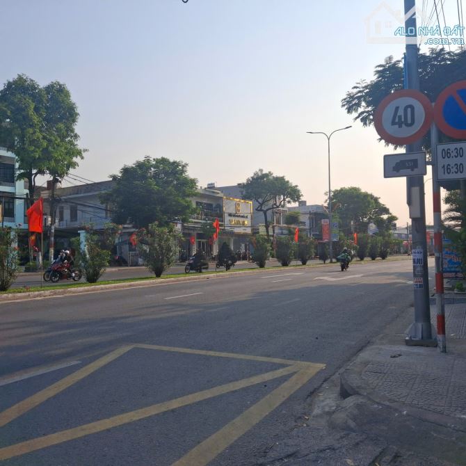 NHÀ 2T MẶT TIỀN KINH DOANH ĐỈNH – LÔ GÓC CỰC THOÁNG 202M2 – GIÁ 13.5 TỶ - 1