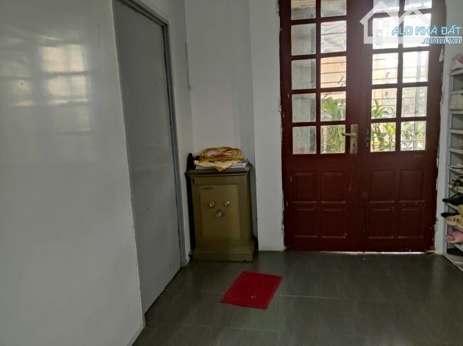 Cho thuê nhà ở khu Phùng Khoang,DT 30m2 5T .Giá 11tr/th - 1