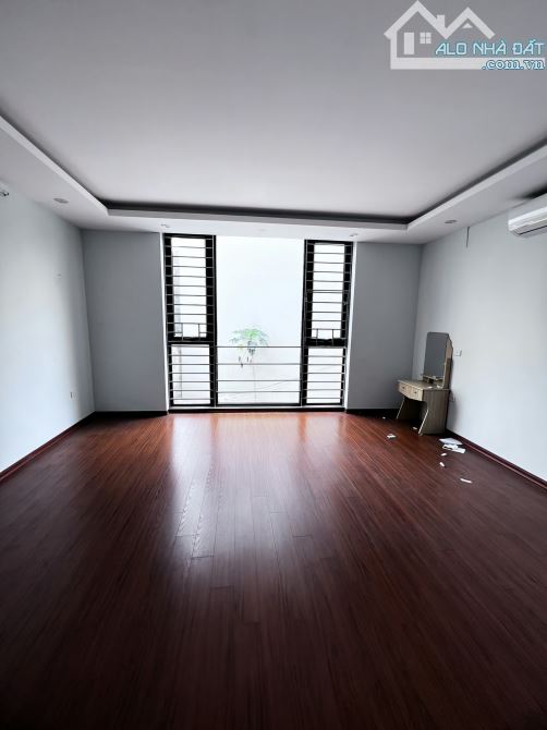 SIÊU PHẨM TT HÀ ĐÔNG- LÔ GÓC 3 THOÁNG NHÀ 5 TẦNG-Ô TÔ ĐỖ GẦN - 1