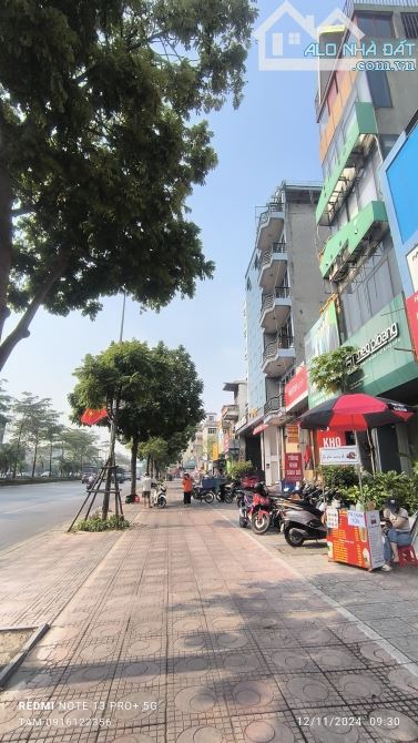 Bán nhà mặt phố Ngô Gia Tự  DT 85m2   Lô góc, vỉa hè 8m, kinh doanh - 1