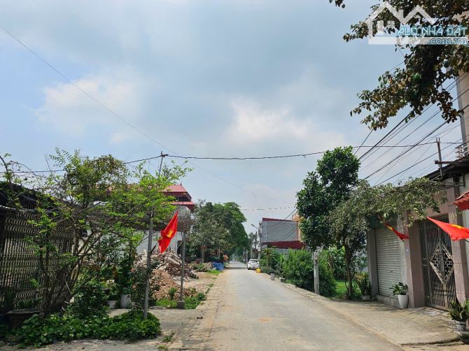 😁😁 Chính Chủ . Bán gấp lô đất  trục chính quỳnh đôi Kim Chân Chạy Thẳng Sang Do Nha  🖖 - 1